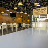 Old Times Pub Dentro