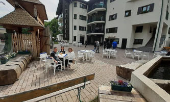 Complex Lostrita Extérieur