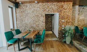 Complex Lostrita À l'intérieur