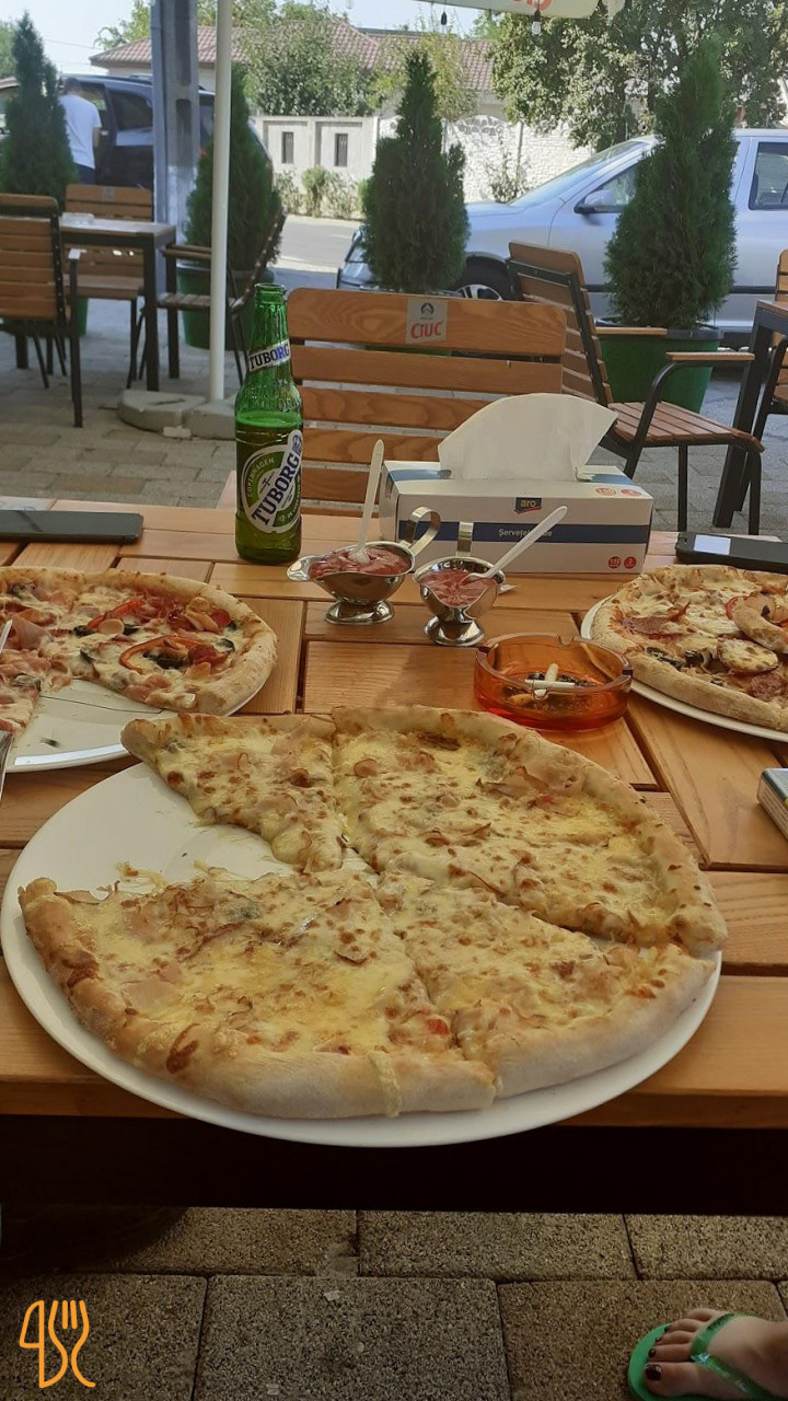 Alexinu Caffe&pizza Mâncare