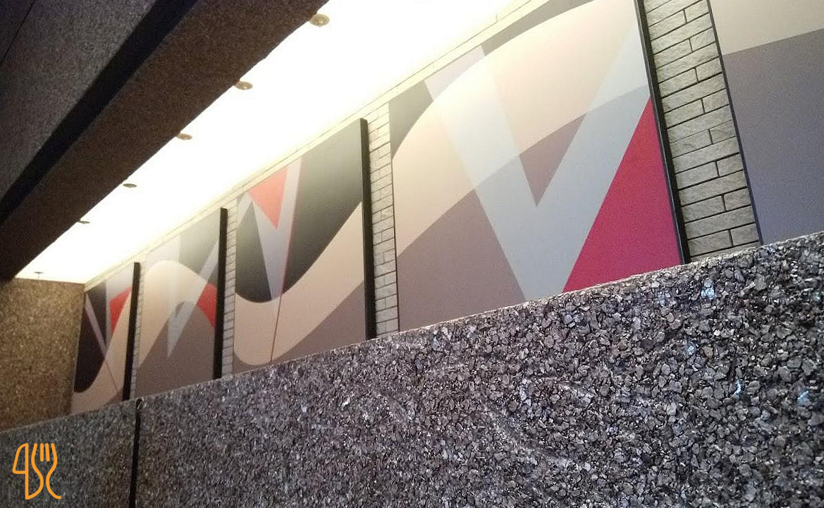 Pizza Hut Exterior