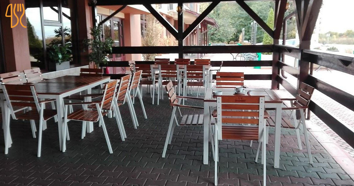 Complex Stejarul Mija În interior