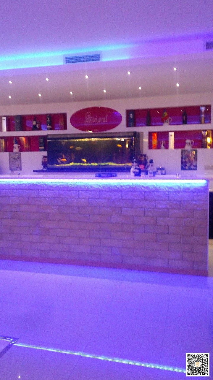 Complex Stejarul Mija În interior