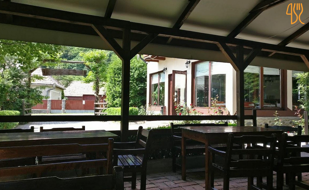 Pensiunea Vándor Exterior