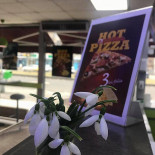 River's Fast Fresh Food Exterior