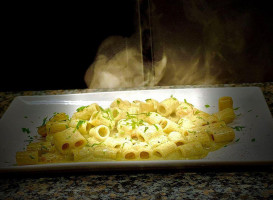 La Cucina food