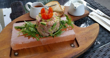 La Cucina food