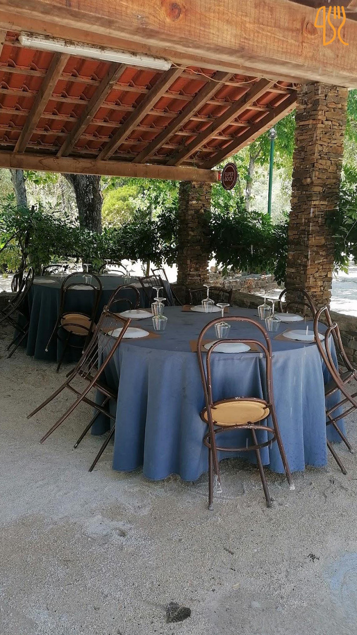 Pizzeria Al Pomodoro Exterior