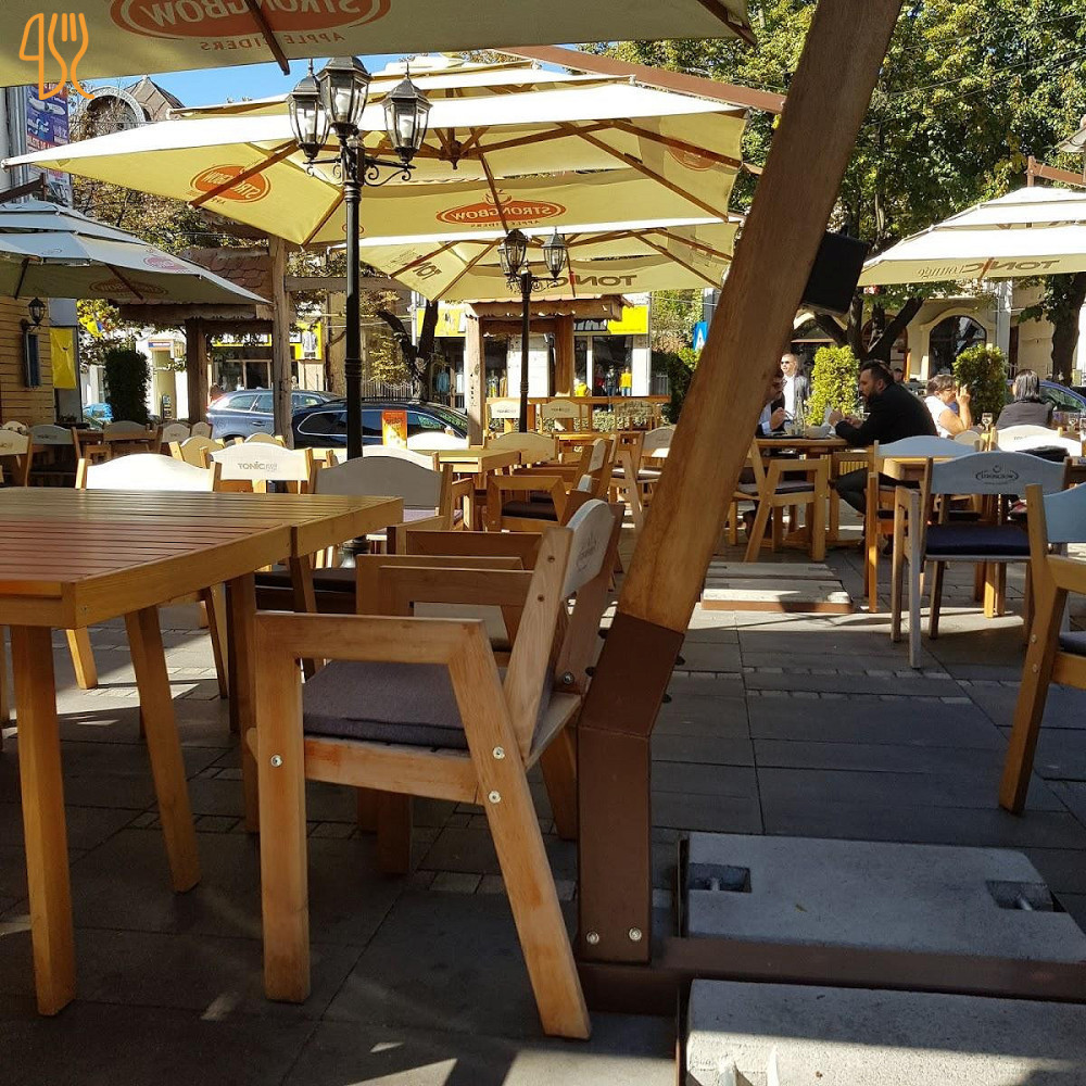 Tonic Lounge Musceleanca Exterior