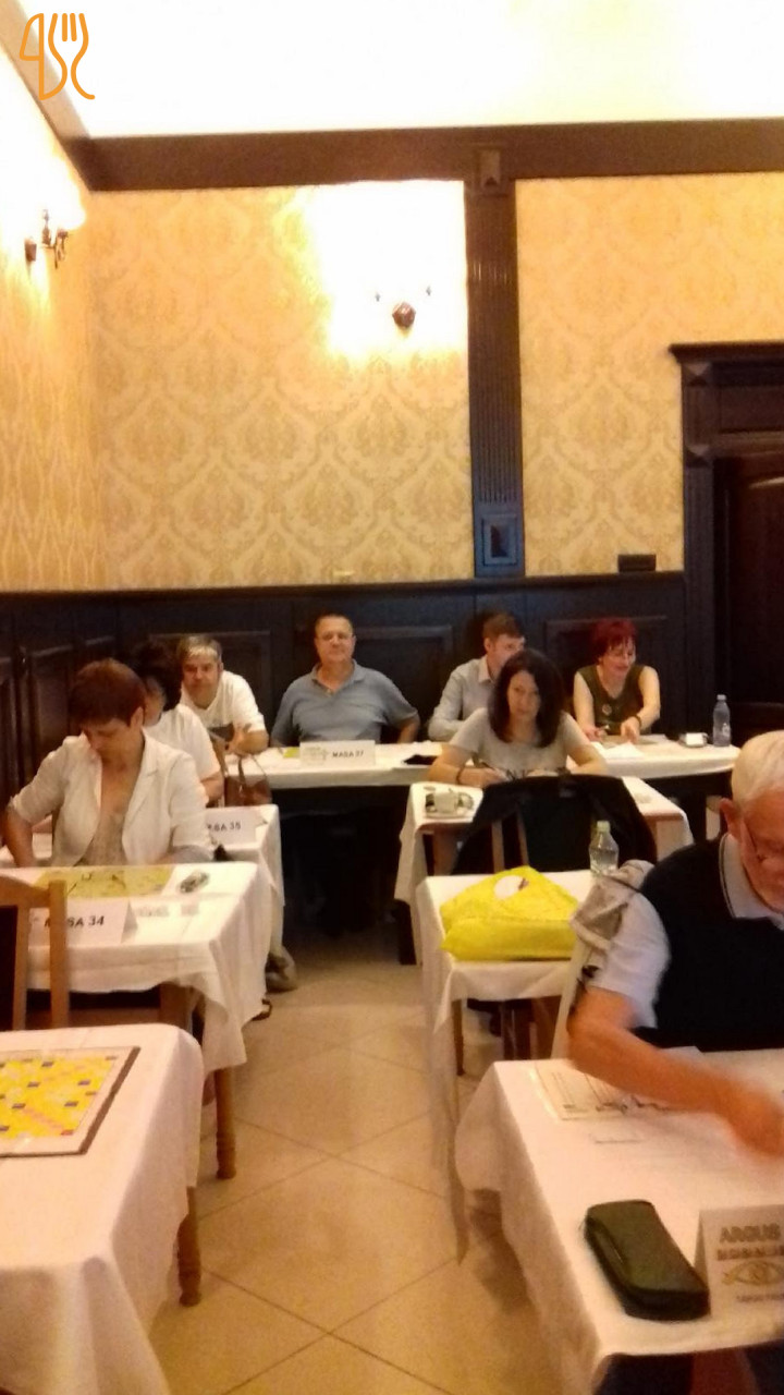 La Geamuri Mari În interior