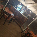La Taverna Pizzerie Shaormerie În interior