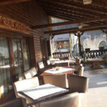 Bonfini Pizza Cafe Exterior