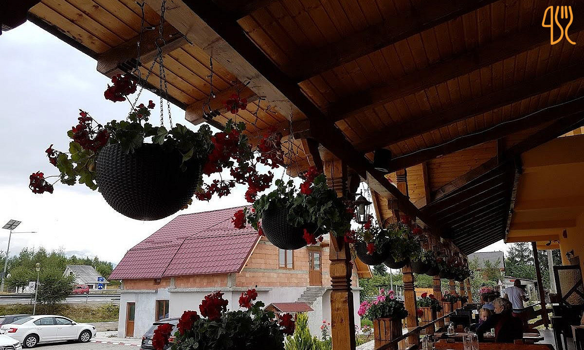 Alexandru's Royal Exterior