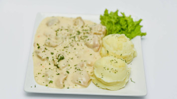 Elyon, Dej Nourriture