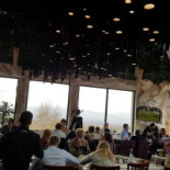 Wonder Bistro Exterior