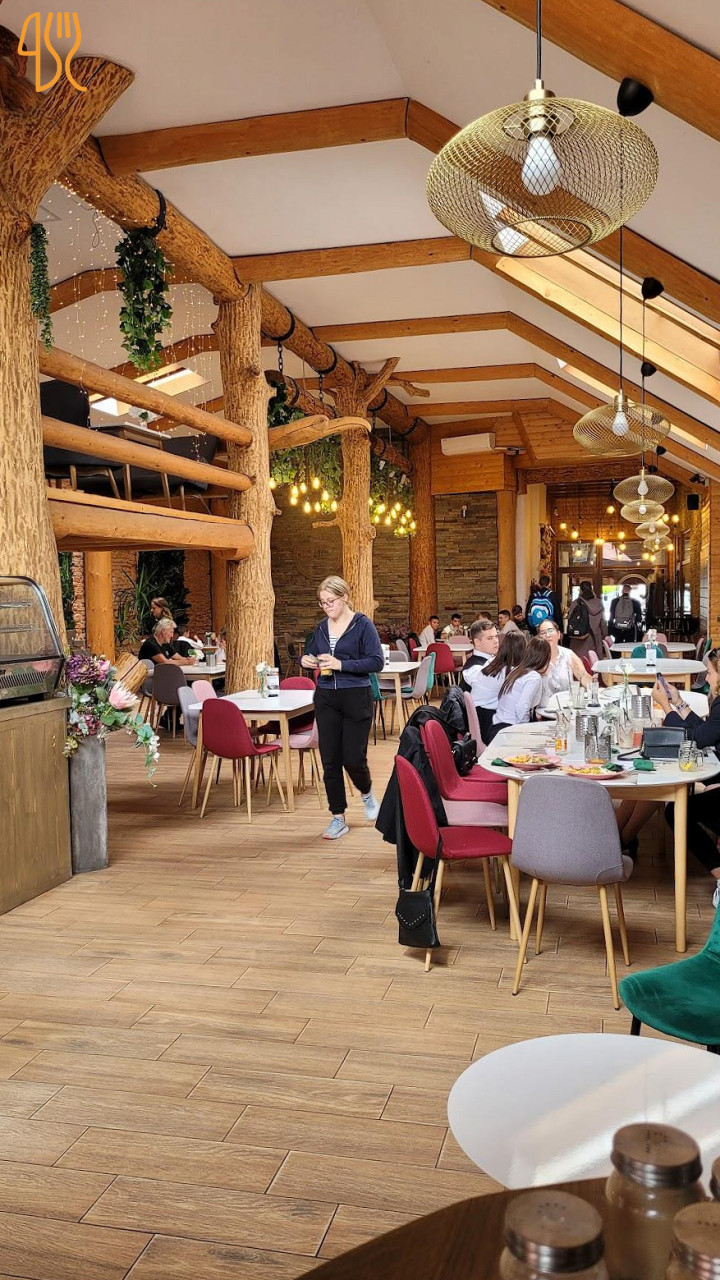 Central Bistro Exterior