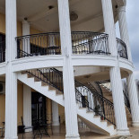 Casa Domeniile Vinului Exterior
