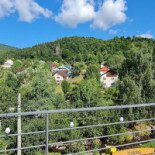 Mina Cavnic Mountain Retreat Exterior