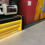 Atelierul De Burgeri În interior