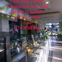 Fast Food Darnic Dentro