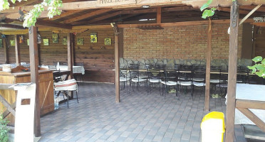 Ferma Cocosu Rosu Extérieur