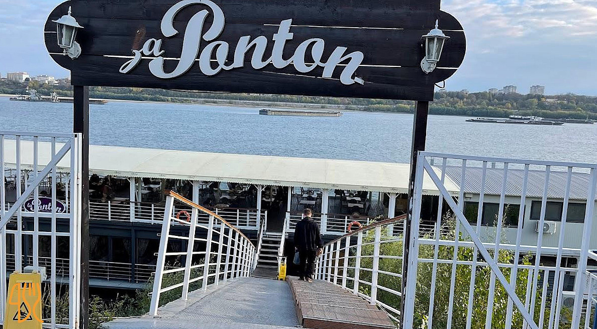 Restaurant la Ponton Exterior