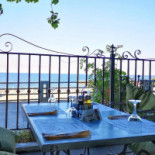 El Stefanino outside