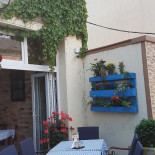 Restaurant Nostalgia Exterior