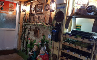 Piatra Scrisă Dentro