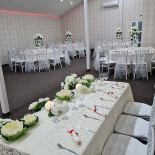 Hanul La Doi Ursi În interior
