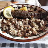 Hanu Lu Cobâlă Nourriture