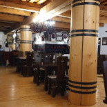 Hanu Lu Cobâlă À l'intérieur