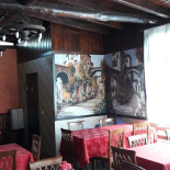 Pizzerie Piccola Italia În interior