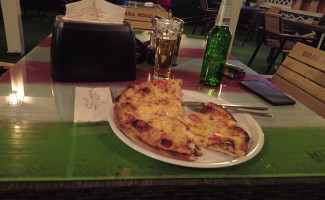 Casa Cugireana food