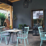 Grenier Braserie Dentro