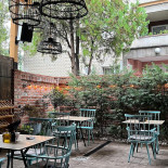 Grenier Braserie Exterior