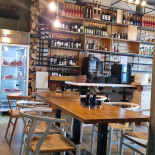 Grenier Braserie Dentro