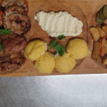 Popas Motca Nourriture