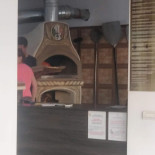 Pizza Trattoria Uno Bascov Exterior