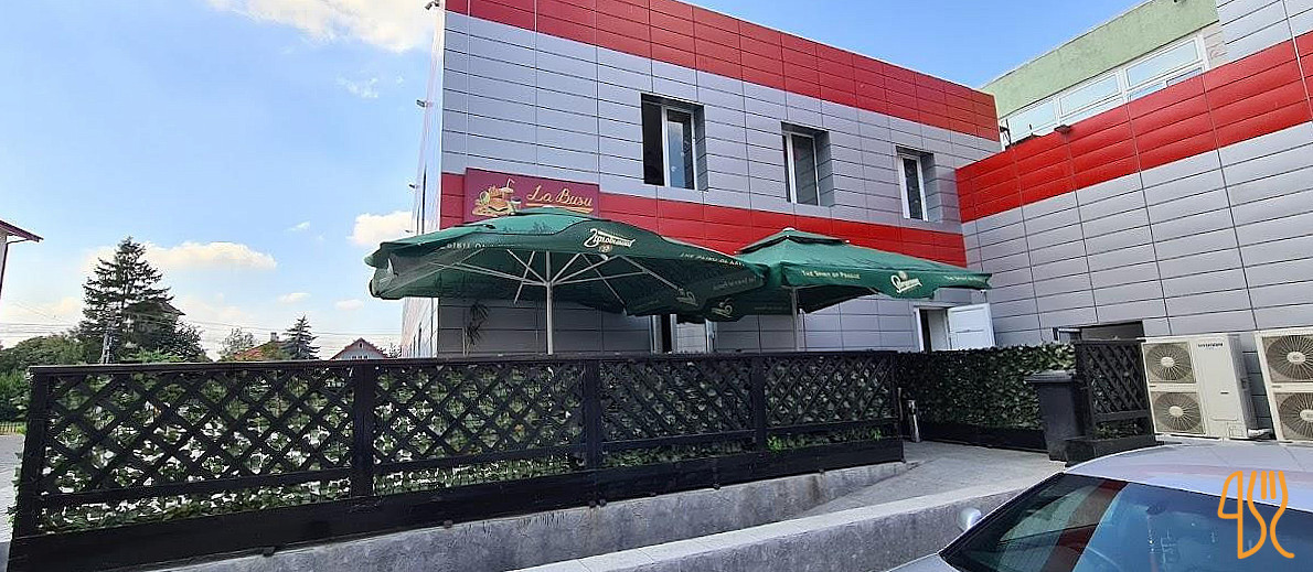 La Busu Exterior