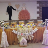 Hanul Aniței Dentro