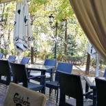 Restro În interior