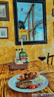 Boccaccio Pizzeria outside