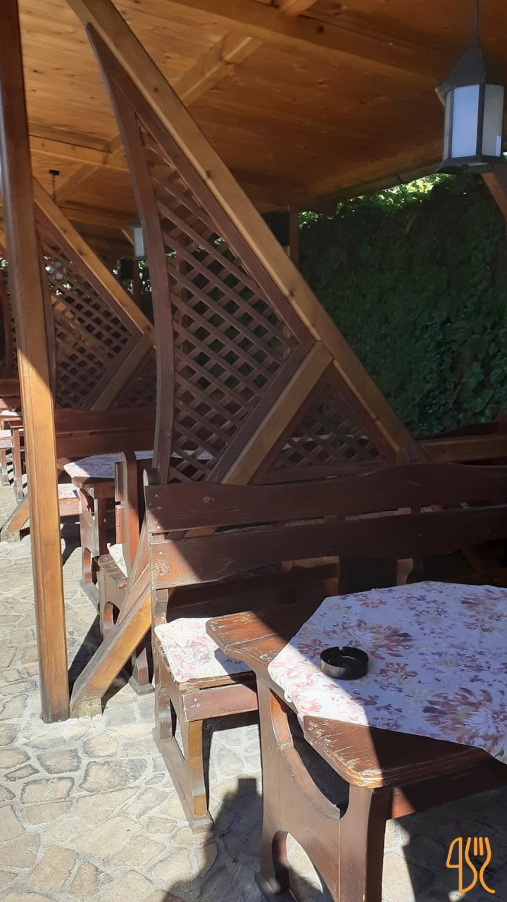 Pizzeria Isola Exterior