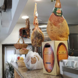 Grandissima À l'intérieur