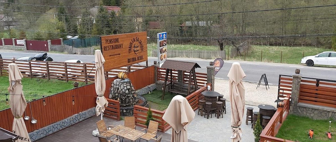 Butoiul Vesel Exterior
