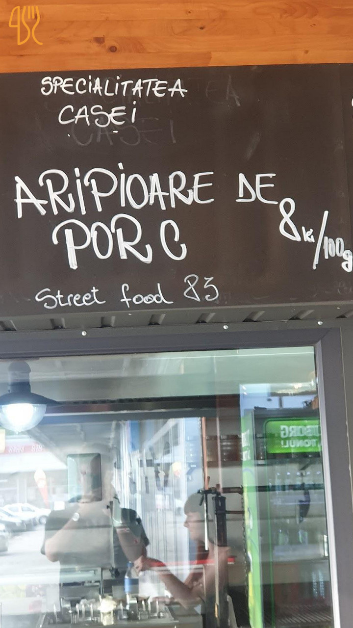 Street Food 83 Exterior