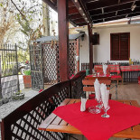 Restaurant Csani Exterior