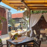 Pizzeria Grande Exterior
