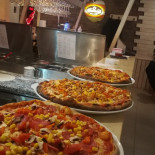 La Cooperativa Pizza Mâncare
